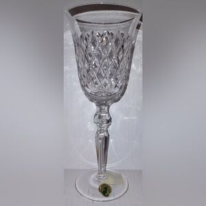 Waterford Crosshaven Stemware 5 oz White Wine Glass, NEW